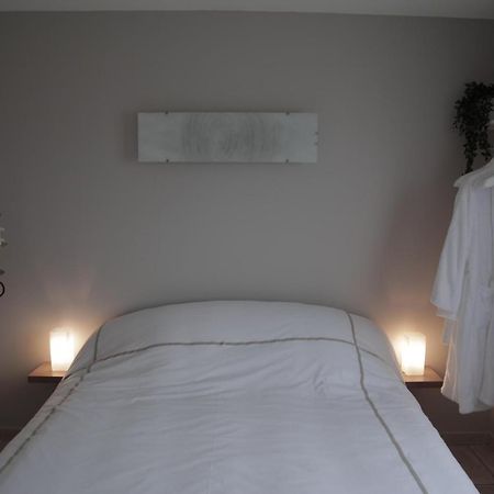 Au Doux Repos Bed & Breakfast Lucbardez-et-Bargues Dış mekan fotoğraf