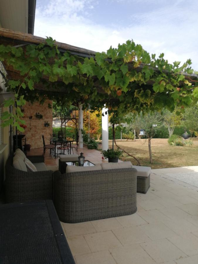 Au Doux Repos Bed & Breakfast Lucbardez-et-Bargues Dış mekan fotoğraf