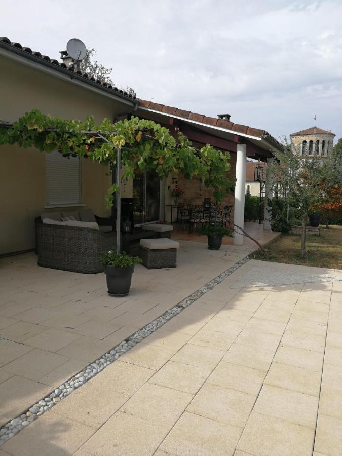 Au Doux Repos Bed & Breakfast Lucbardez-et-Bargues Dış mekan fotoğraf