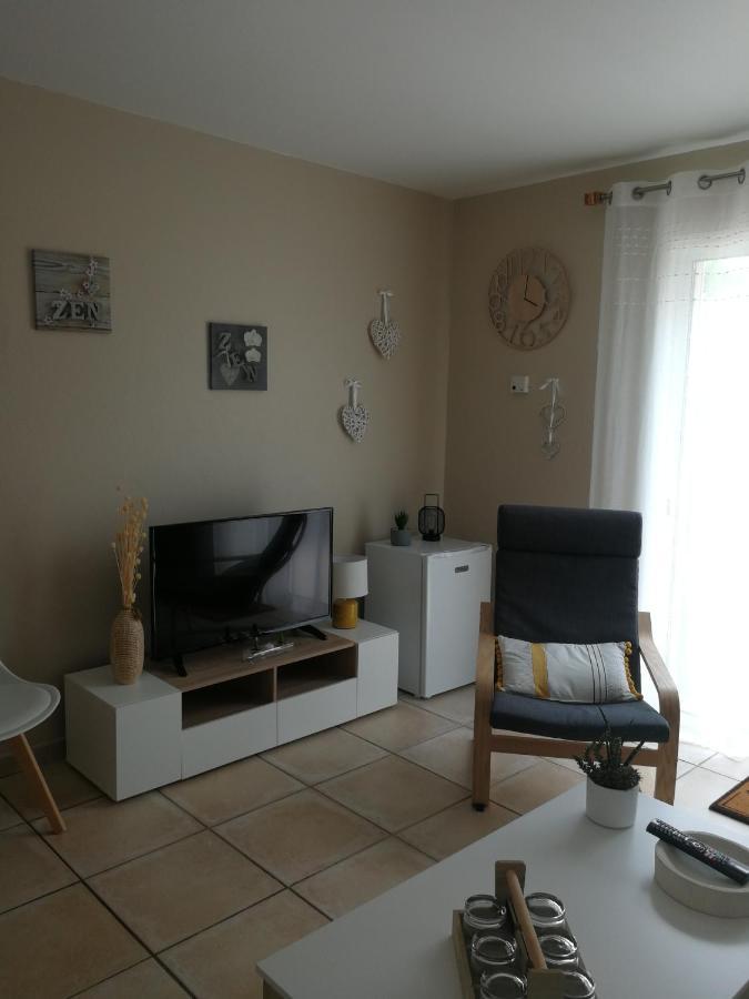 Au Doux Repos Bed & Breakfast Lucbardez-et-Bargues Dış mekan fotoğraf